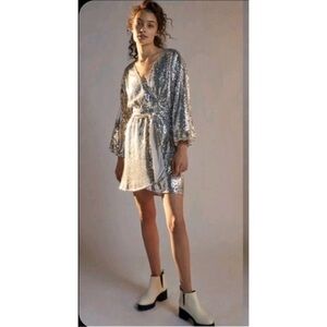 Anthropologie Lisabette Silver Sequined Mini Dress Size Small NYE Glam